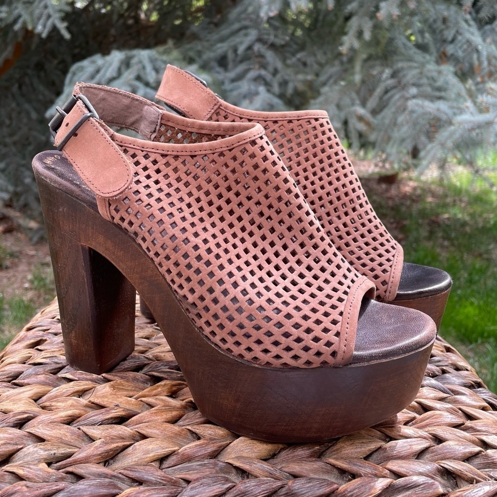 Musse & Cloud Brown Leather Laser Cut Peep Toe Slingback Chunky Platform Heels